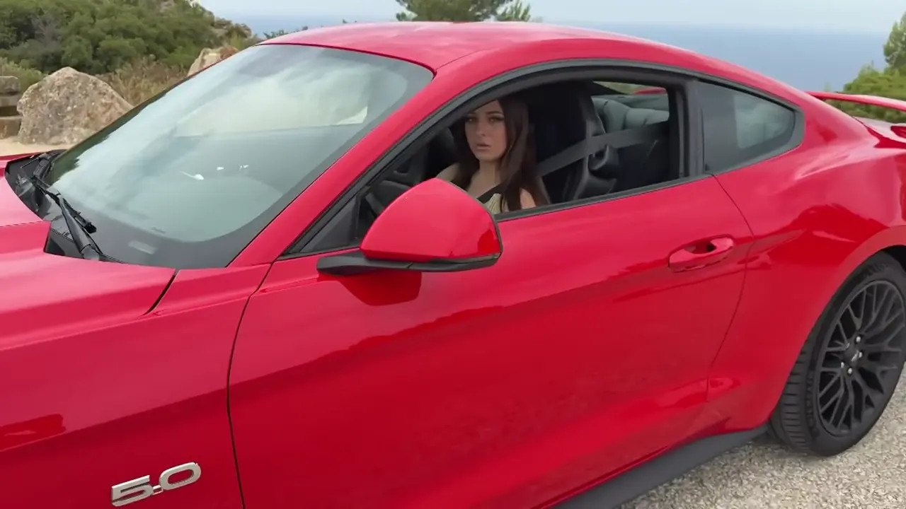 Latina Luna Doll Fucks Her Interviewer