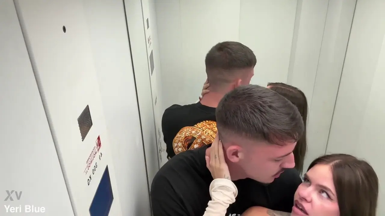 Rossavaxx And Yeri Blue Elevator Sex Tape