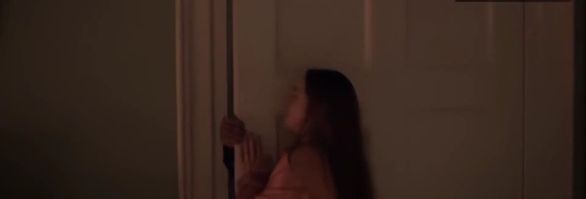 Florence Pugh Fucks In Her Robe