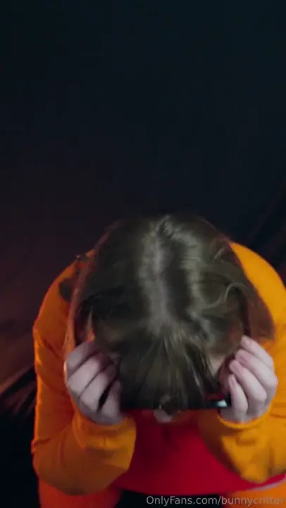 Bunny Critter's Dildo Machine Solo As Velma