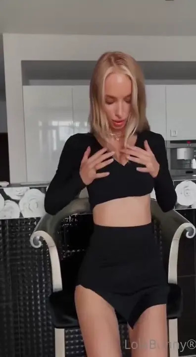 Lola Bunny Flaunts Her Pussy And Blows A Cock