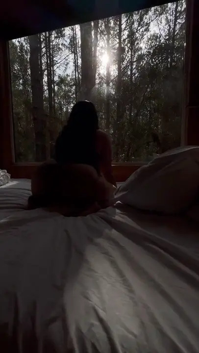 Mtvkay18 Seduces With Her Big Booty - ePornLeak