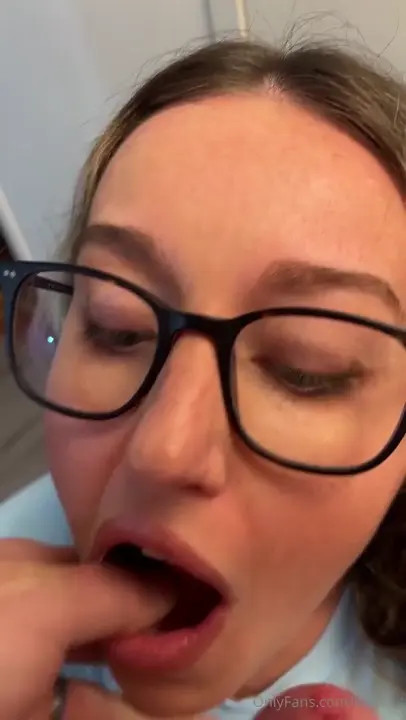 Beldots Gives Deep Oral Pleasure