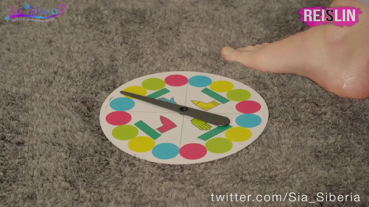 Reislin & Sia Siberia Have A Threesome