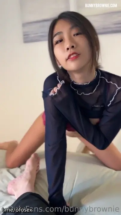 Bunnybrownie Humps Cock And Gets A Facial