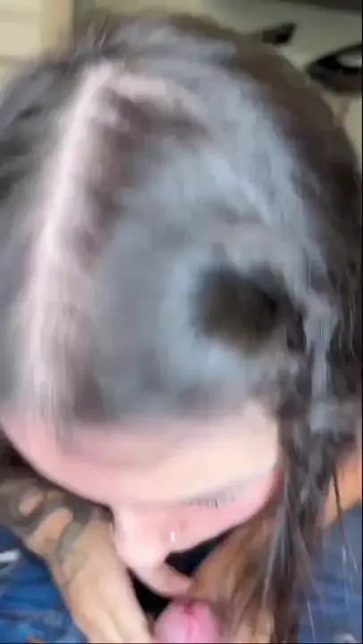 Issa_Rodrigues Gives A BJ And Rides A Dick