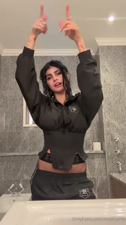 Mia Khalifa’s Intimate Night Routine