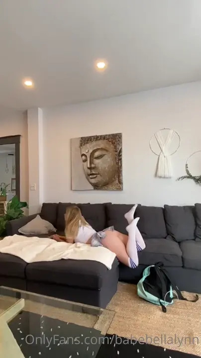 Babe Bella Lynn Rides Her Stepbro's Dick - ePornLeak