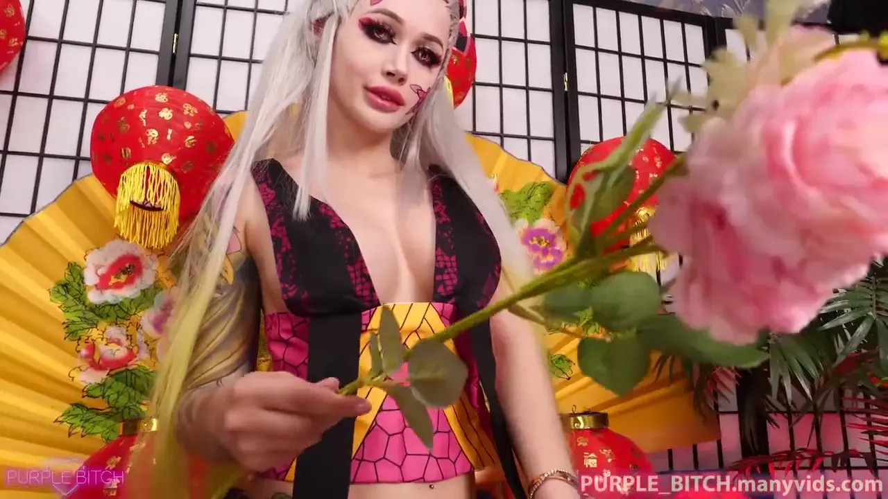 Purple Bitch's Asshole & Pussy Gets Filled - ePornLeak