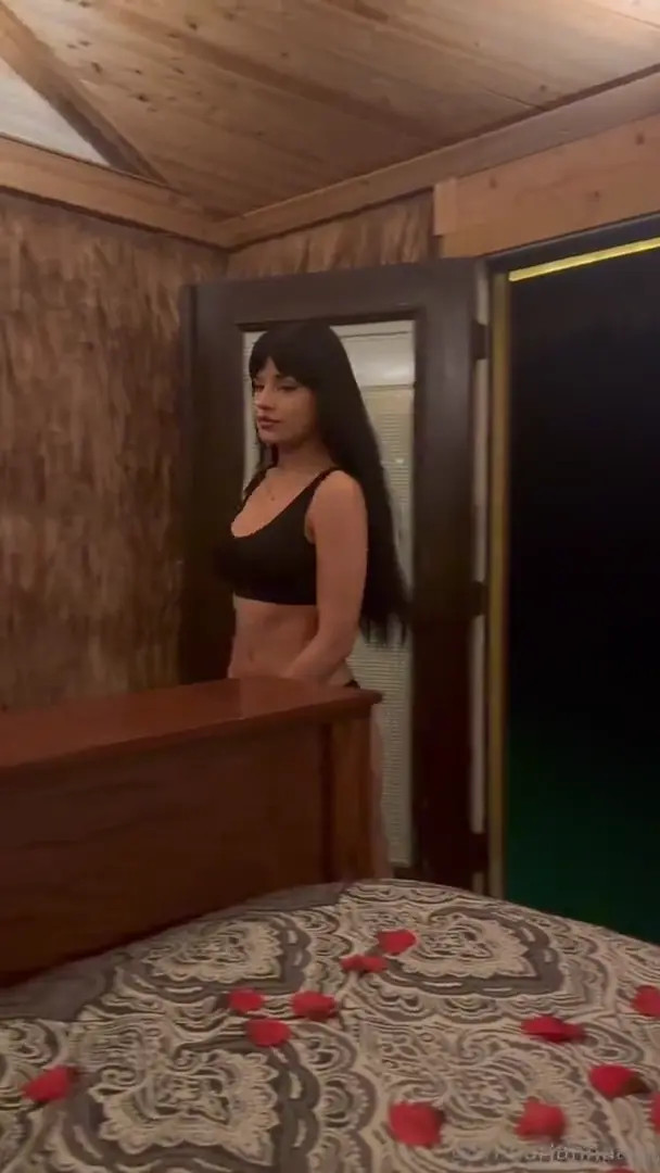 Hannah Jo Vacation Sextape Video Leaked