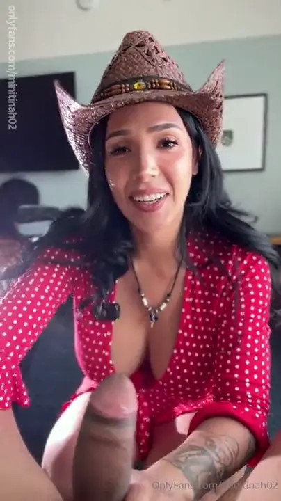 Minitinah Red Dress Sextape Video Leaked