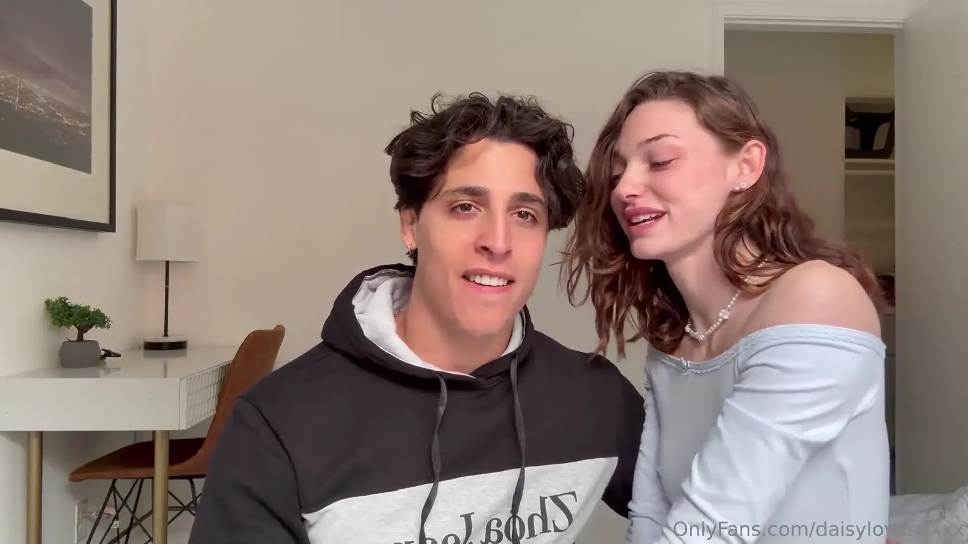 Shrooms Q Fucks A Random Guy Video Leaked