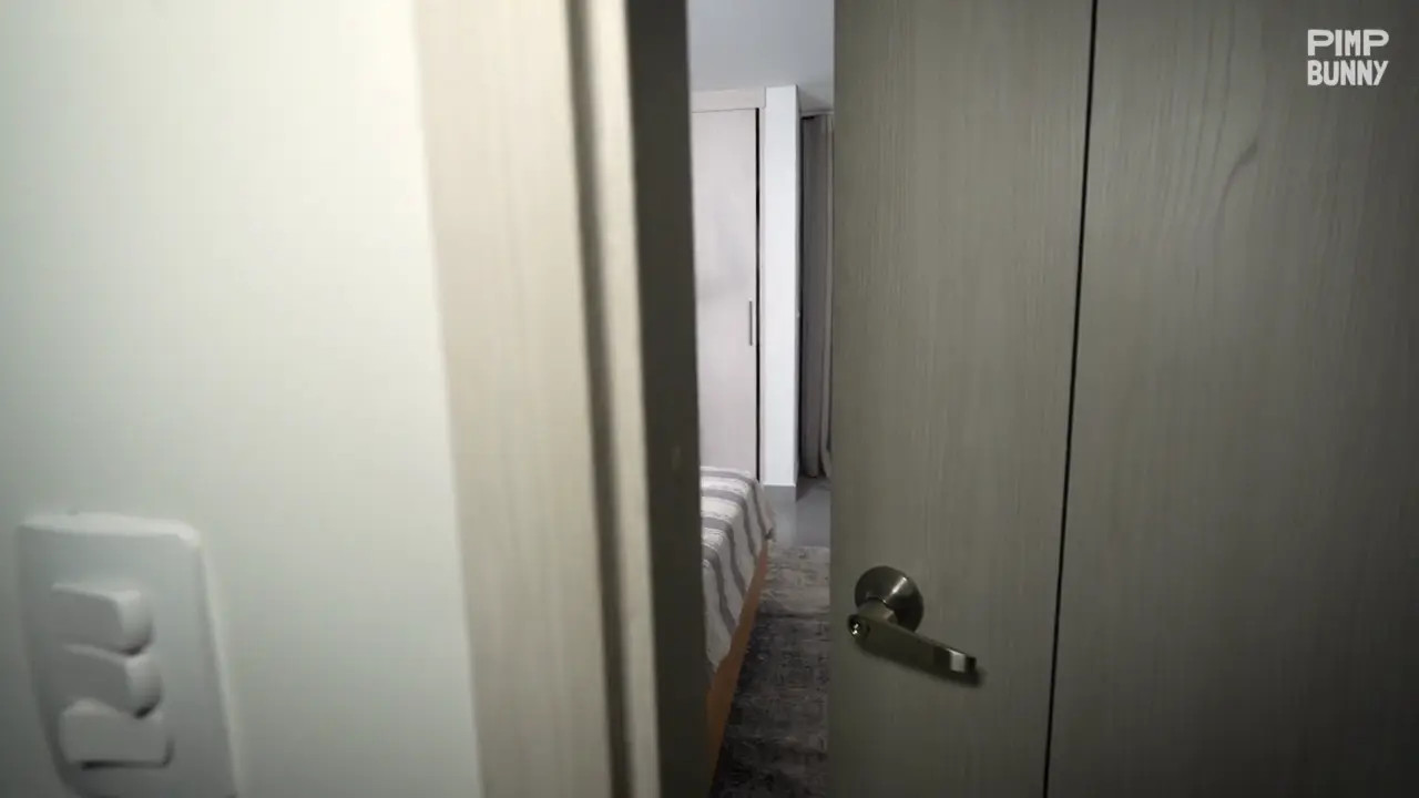 Lin Li Pleasuring Herself In The Shower