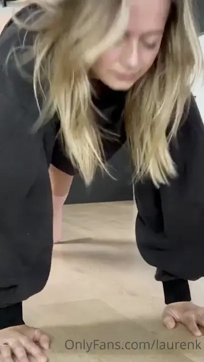 LaurenK's Lusty Yoga Session