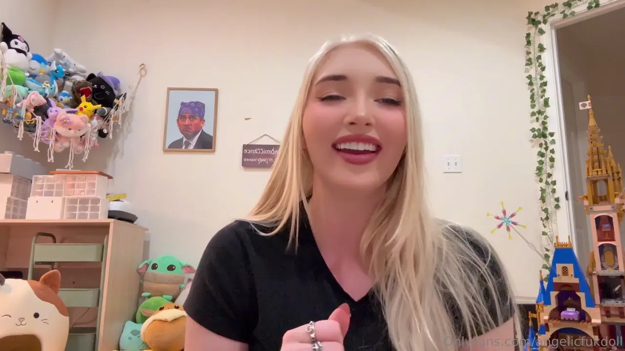 Angelicfukdoll Strips And Spreads Her Holes