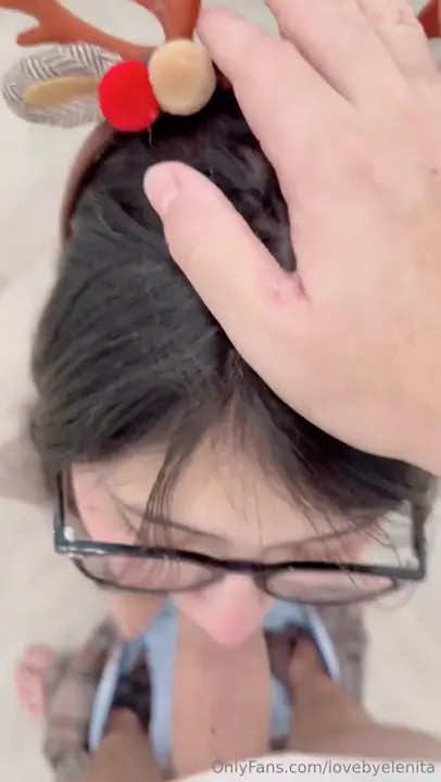 Elenita Forger Gives Head While Her BF Films