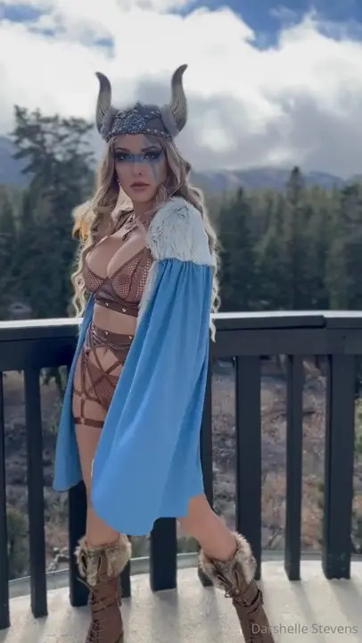 Viking Girl Darshelle Stevens' Lusty Sex Tape
