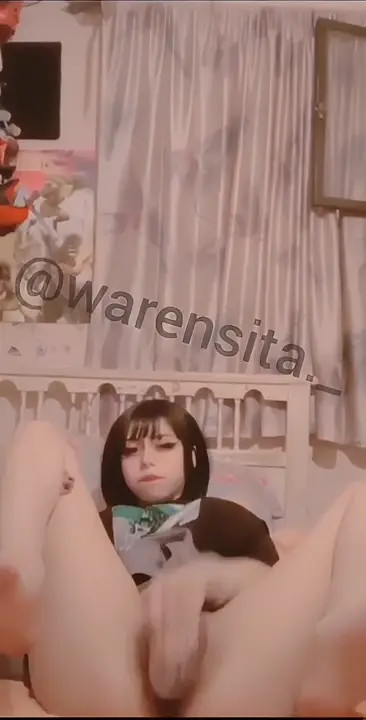 Warensita Fucks Her Pussy With A Dildo