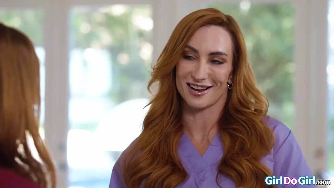 Katerina Deville & Thesophialocke Has Sex After Massage Session