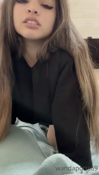 Wandapottss Wakes Her Boyfriend For Sex