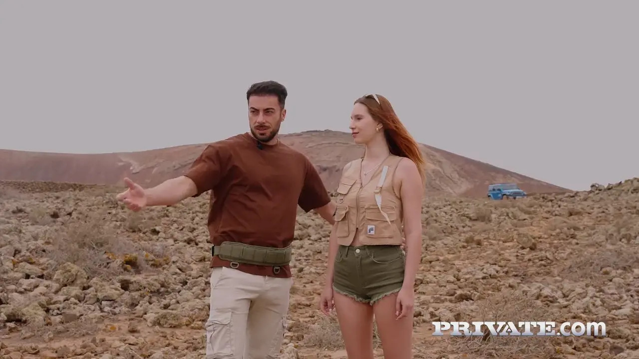 Leyadesantis_free Has Sex While On A Journey