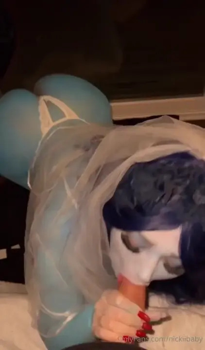 Nickiibaby Gets Fucked As Emily The Corpse Bride