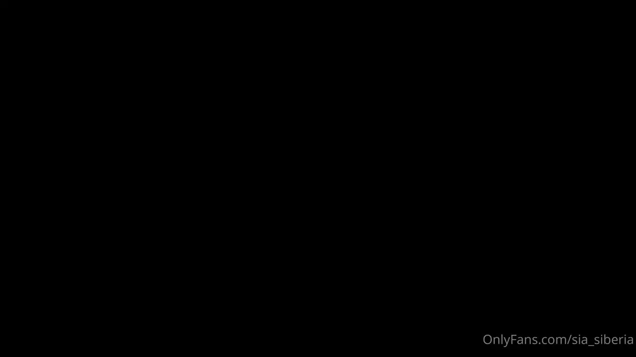 Sia Siberia, Lesya Moon, KsuColt And Sonya Vibe Anal Squid Games