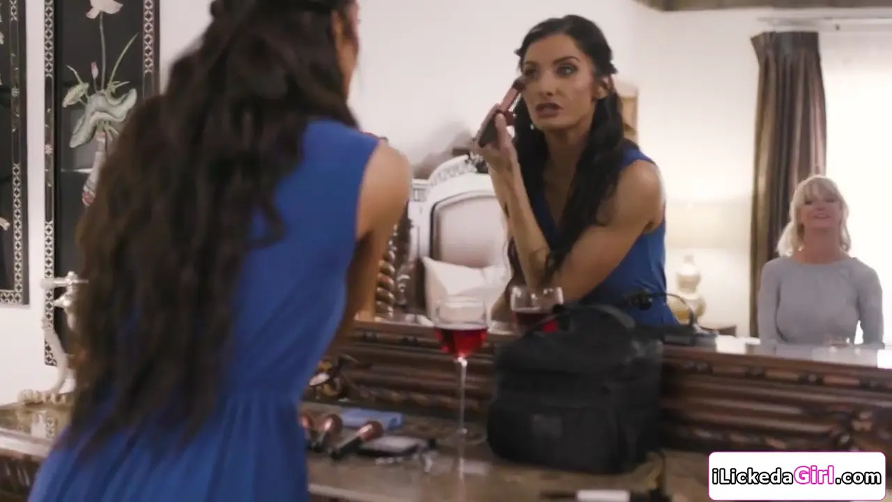 Serene Siren And Silvia Saige Gets Freaky