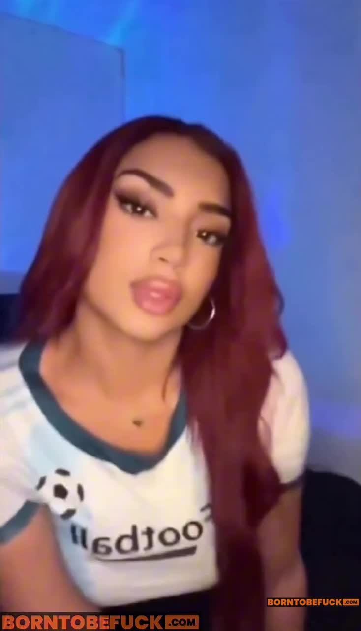 Mel Popss Mym Nude Dildo Blowjob in Soccer Jersey Masturbation Video Leaks