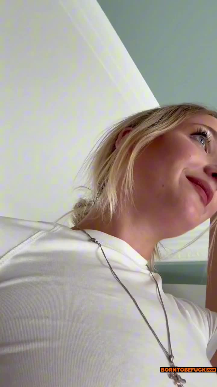 Chloe Chevalier Sextape with Her Childhood Friend Porn Video Leaks