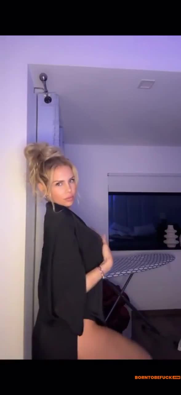 Adixia Red Lingerie Striptease Video Leaks