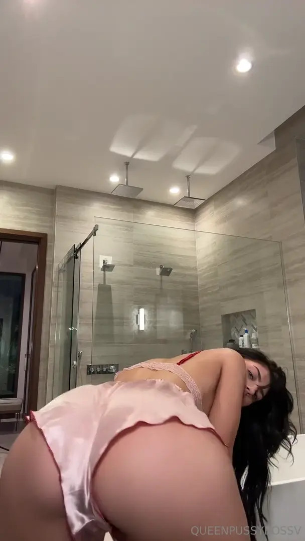queenpussybossv OnlyFans Leaked Nude Video #91132